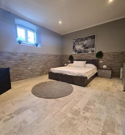 לה ספציה Crystal Home מראה חיצוני תמונה